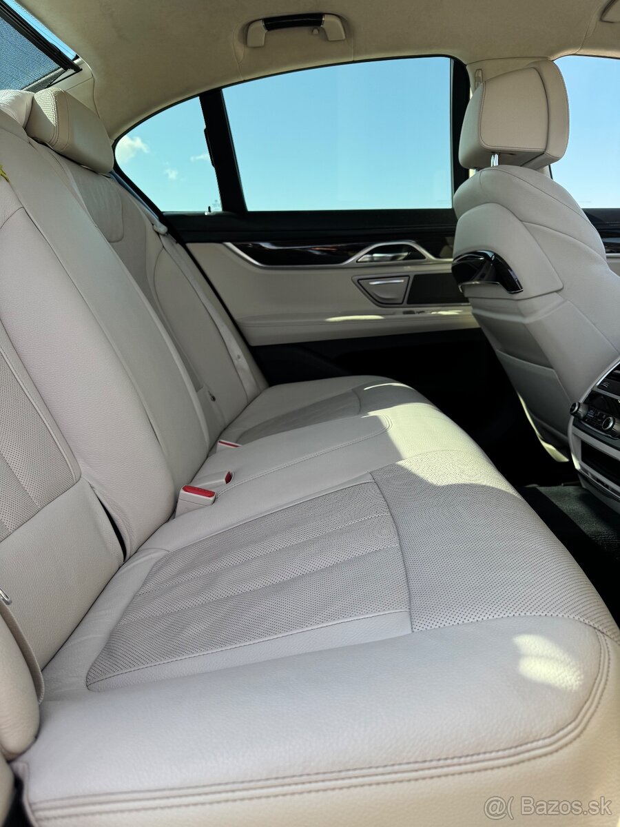 BMW rad 7 730d xDrive - 13