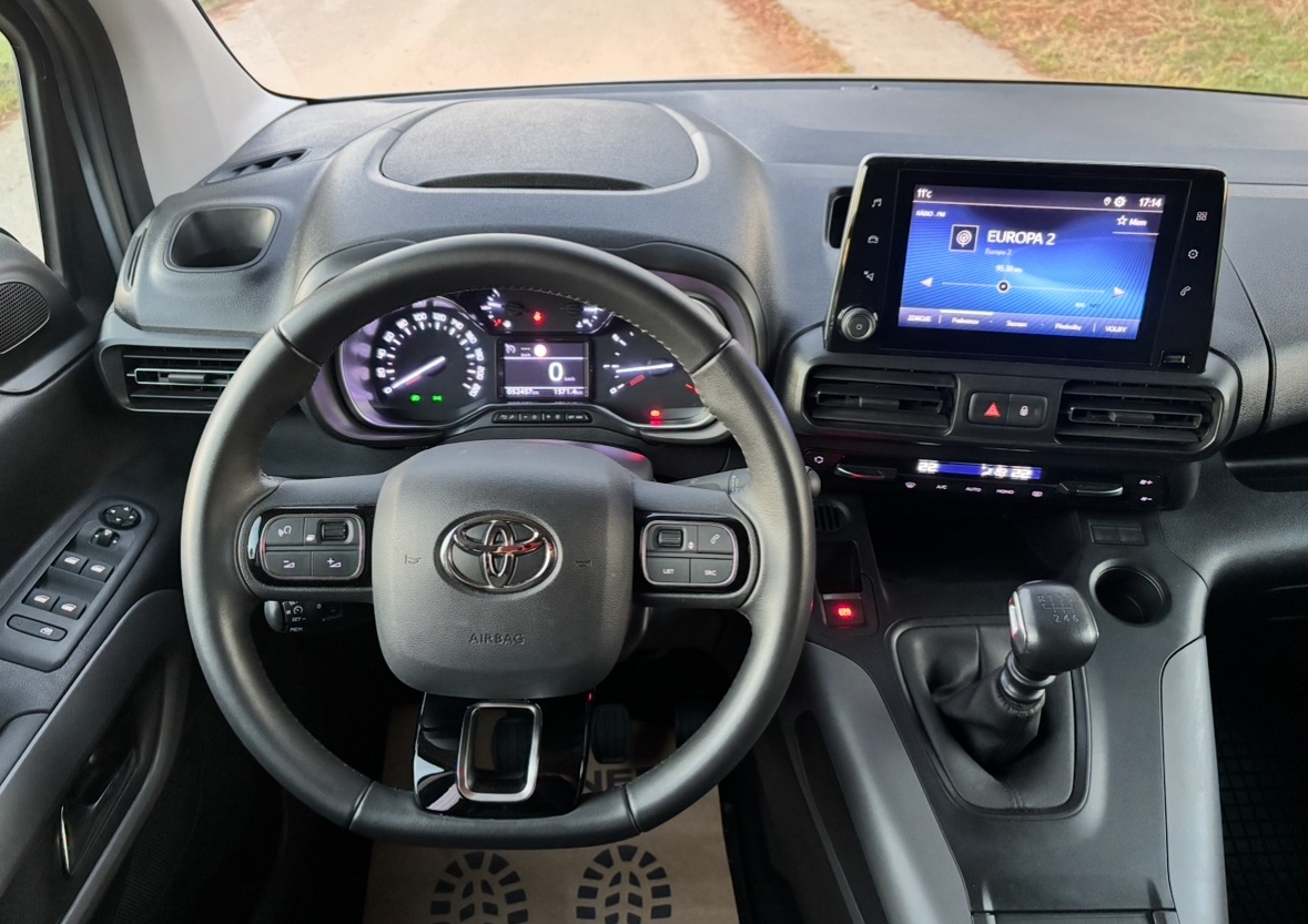 TOYOTA PROACE CITY VERSO LONG 1.5d •Záruka •Odpočet DPH - 13