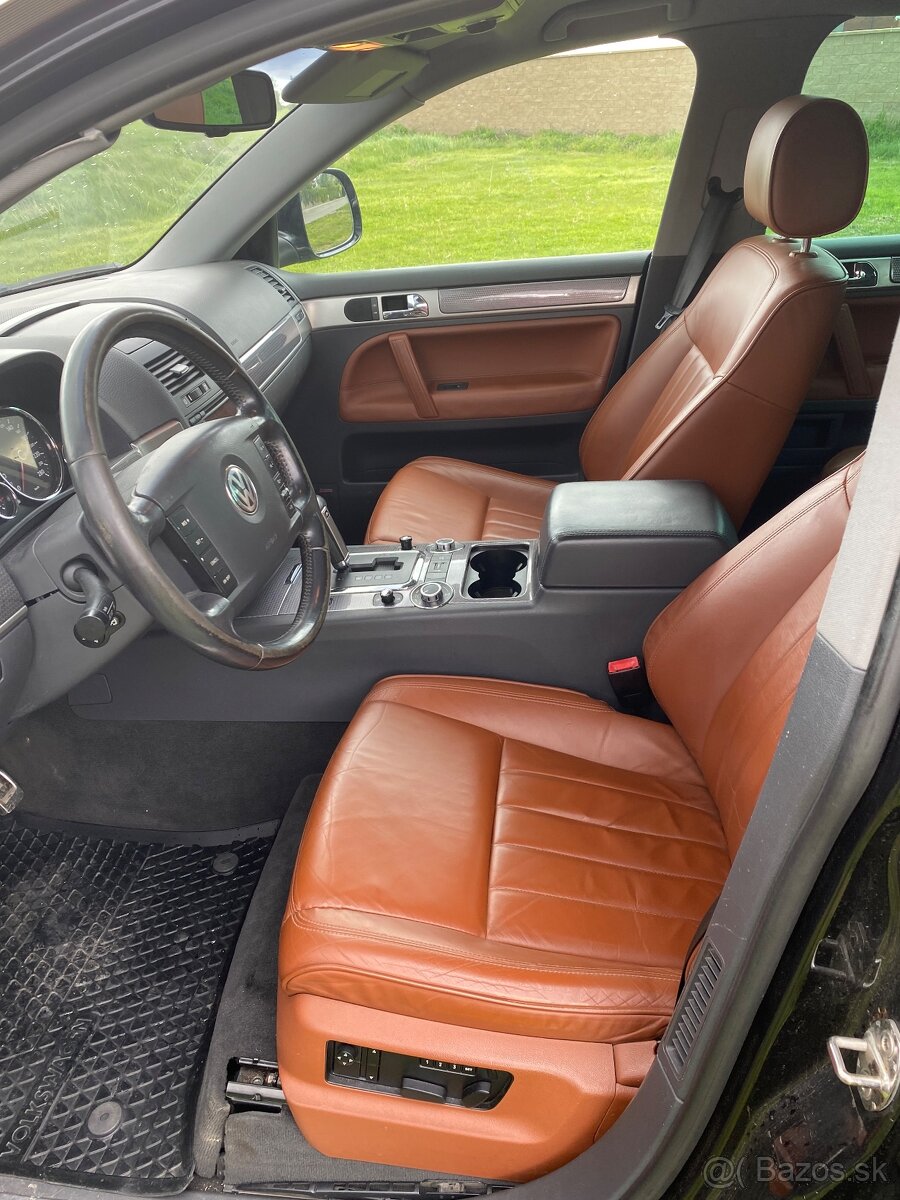 Predam VW Touareg V6 TDi, INDIVIDUAL - 13