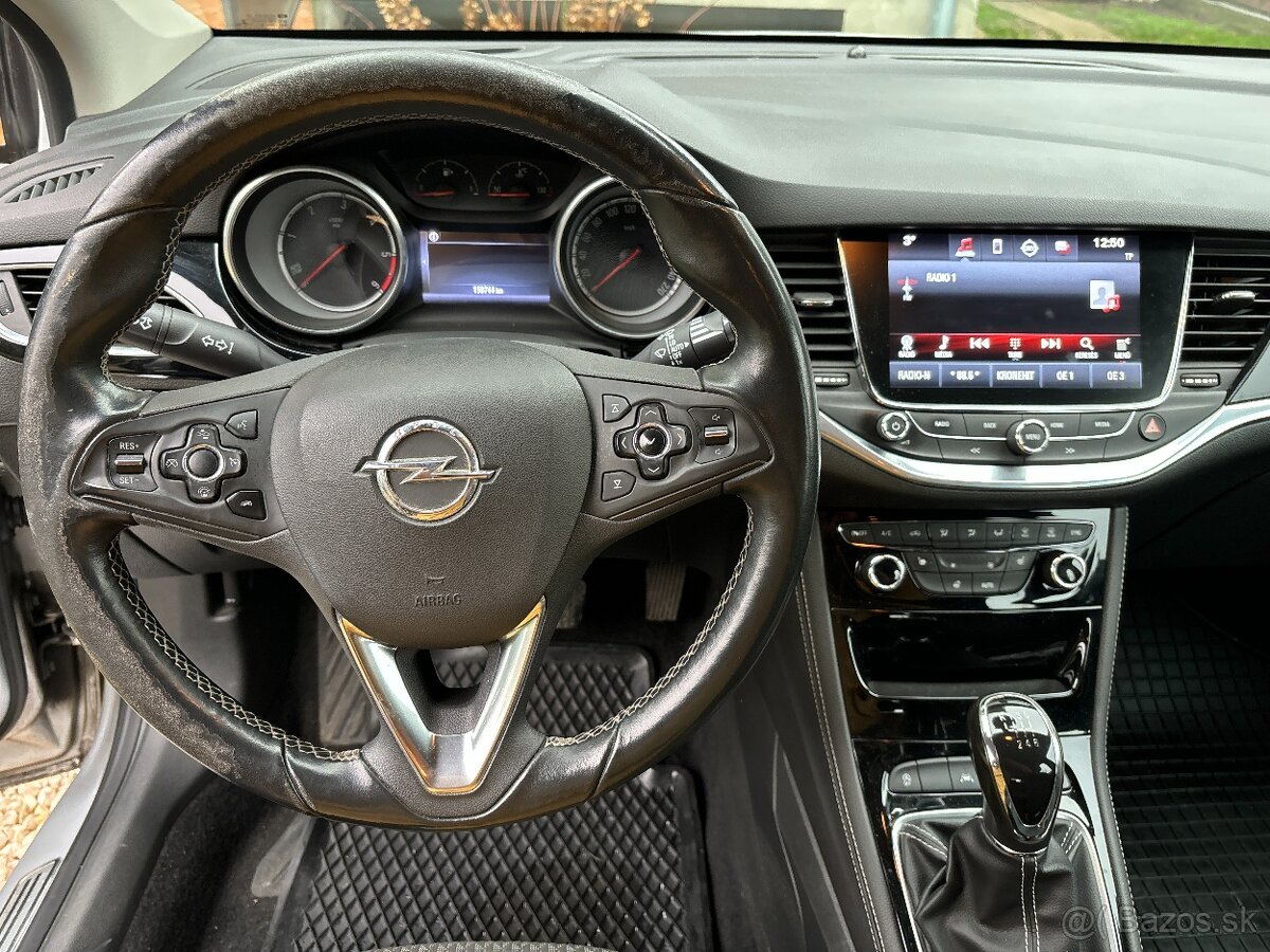 Opel Astra Sport Tourer ST 1.6 CDTI ecoFLEX S&S 110k Innovat - 13