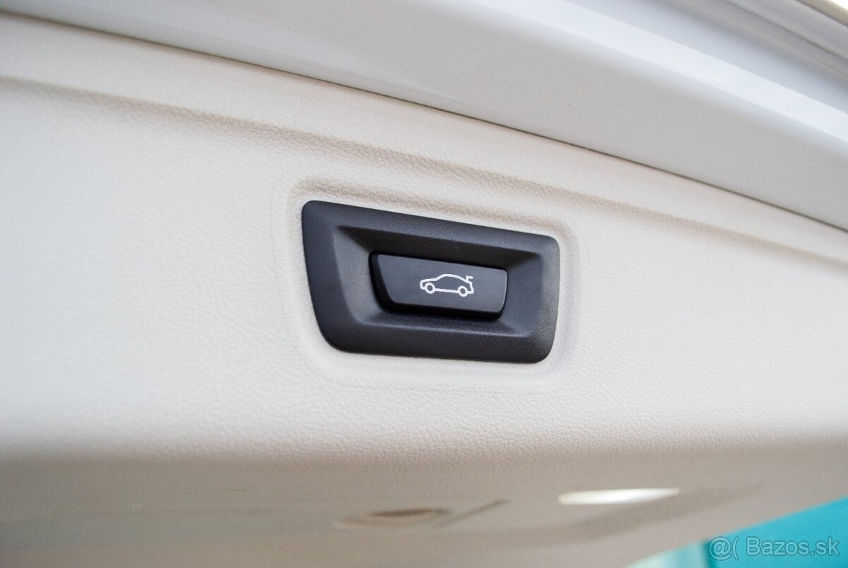 BMW Rad 3 Touring 318d A/T - 13