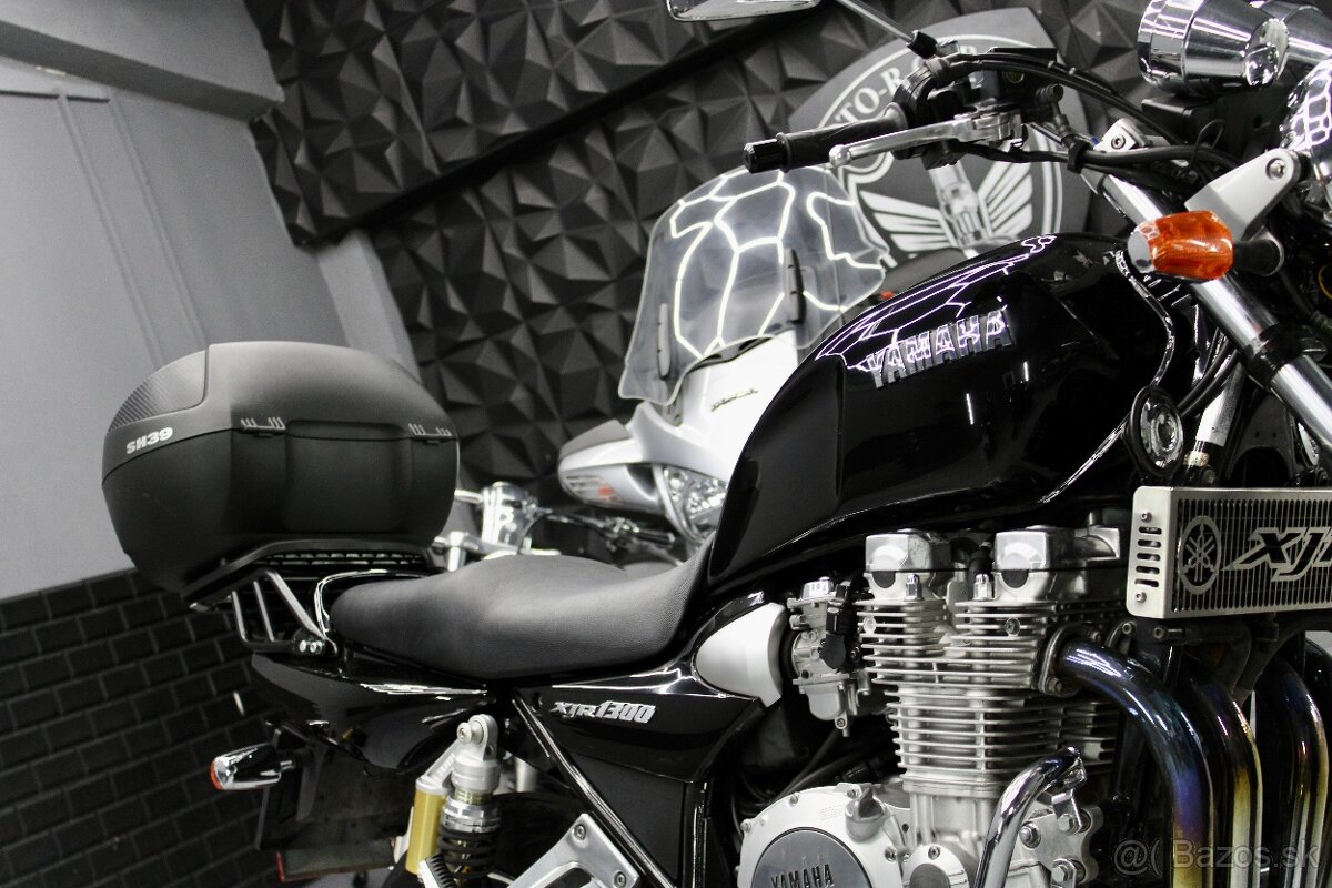 Yamaha XJR 1300 - 13