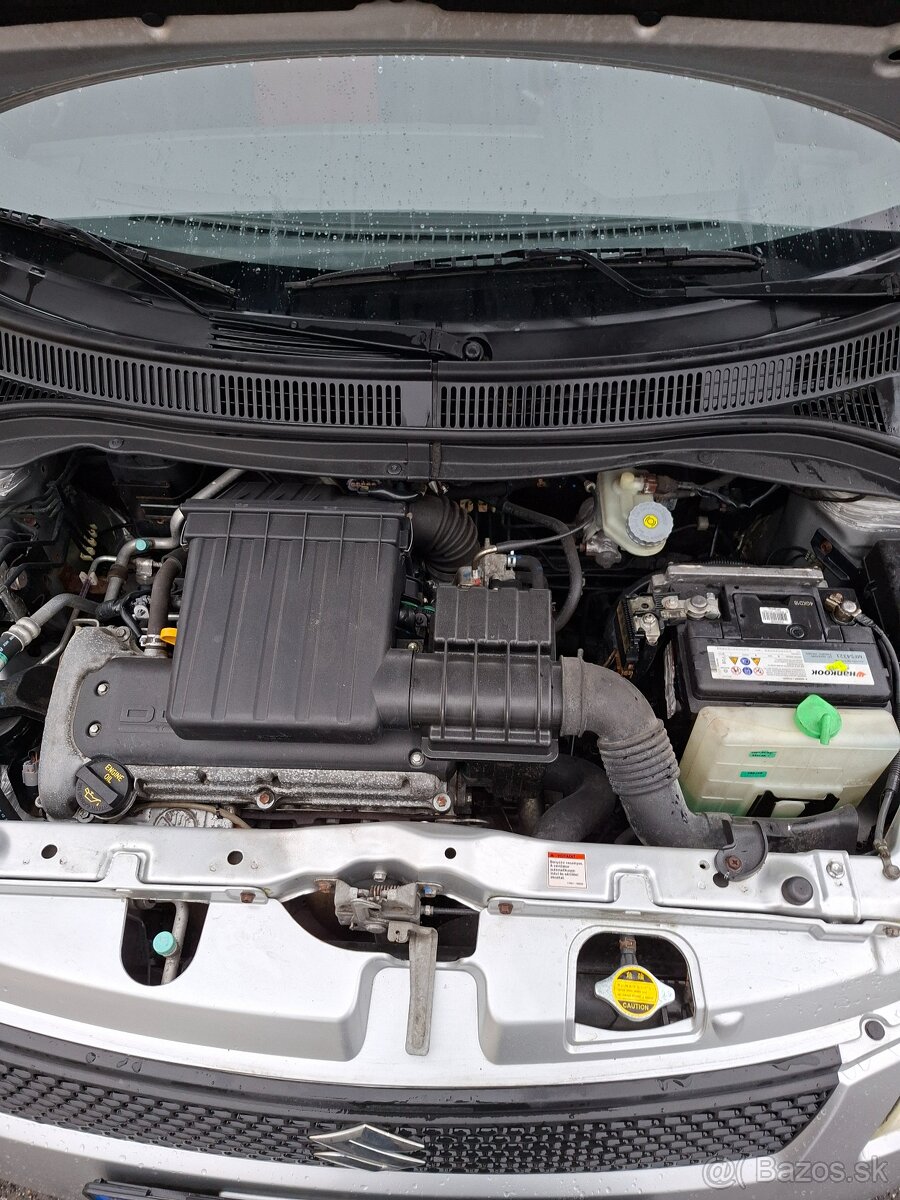 SUZUKI Swift 1,3 Benzín - 13