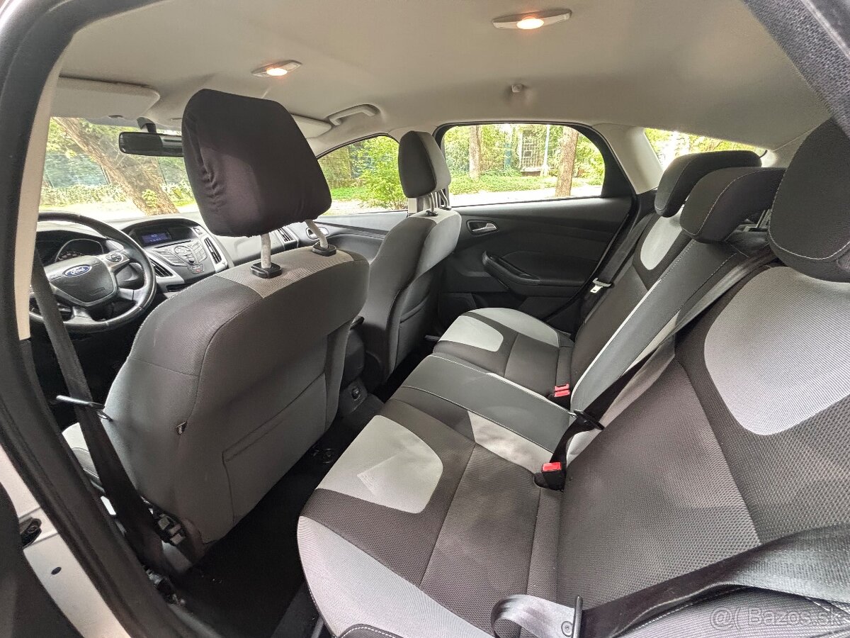 Predám Ford Focus 1.0 EcoBoost - 13