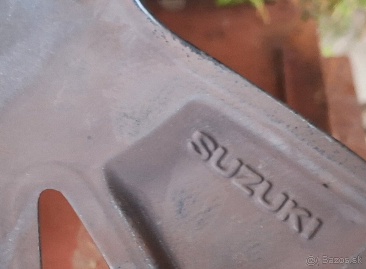 SUZUKI - 13