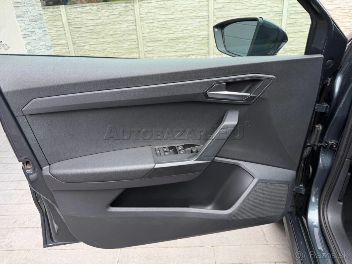 Seat Arona - 13