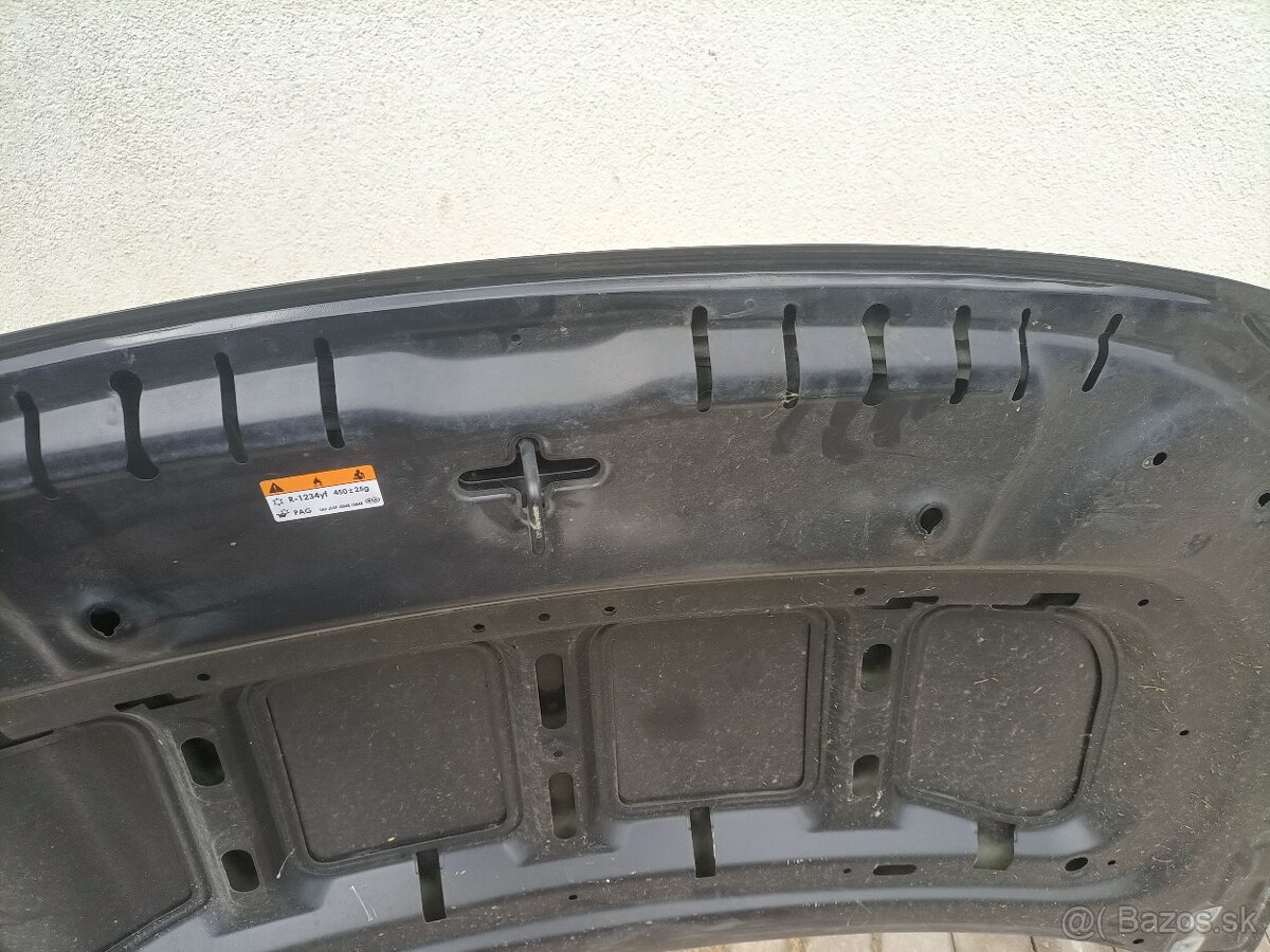 Kia Stonic kapota 2020 - 13