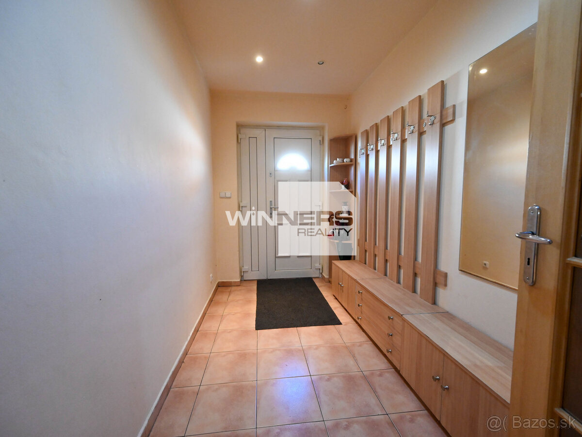 Ponúkame Vám na predaj rodinný dom, ponúkajúci komfortné býv - 13