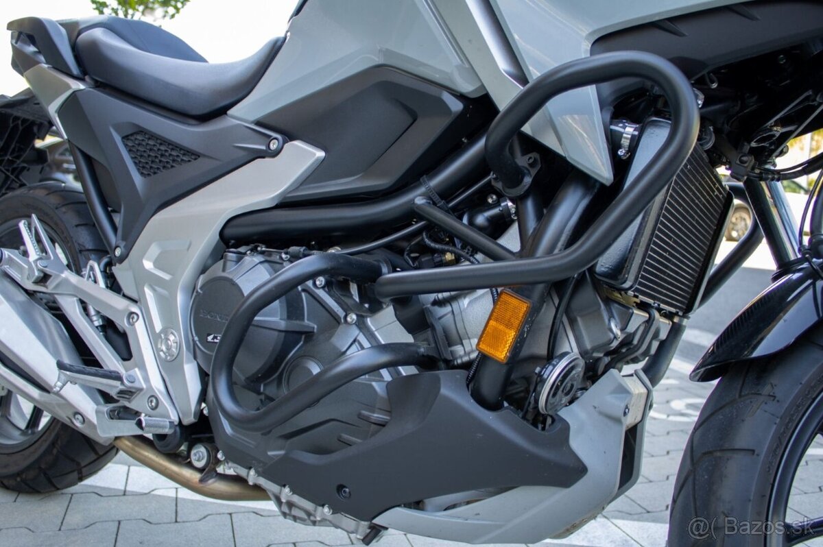 Honda NC 750 XA - 13