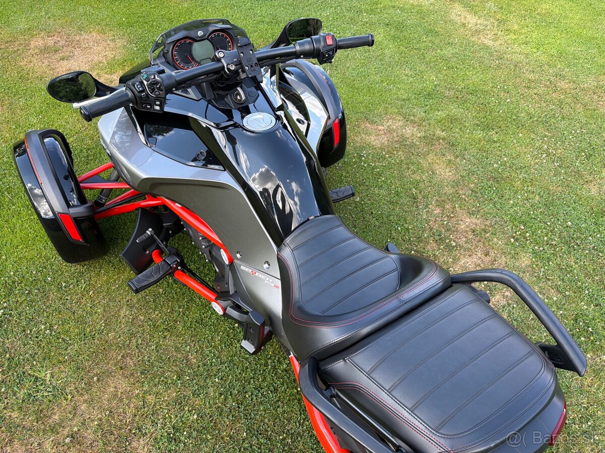 CAN AM SPYDER F3S - 13