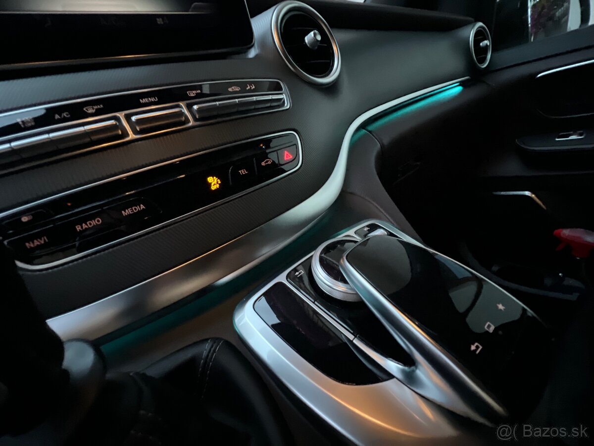 Mercedes v220 - 13