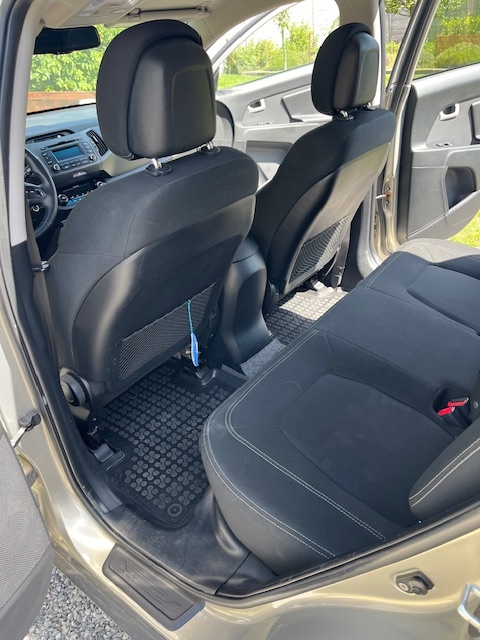 Kia Sportage 2.0 CRDi AWD - 13