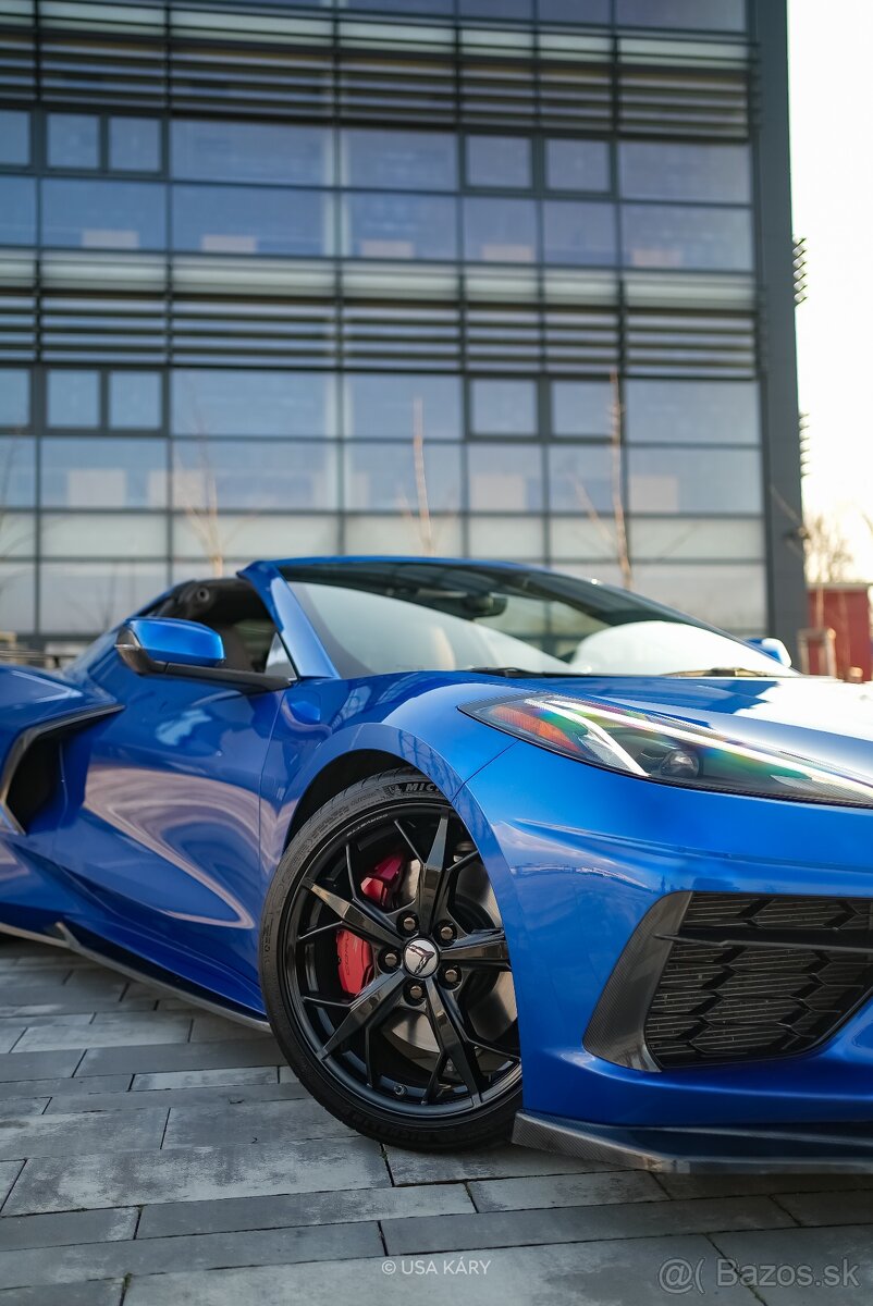 Chevrolet Corvette C8 STINGRAY - 13