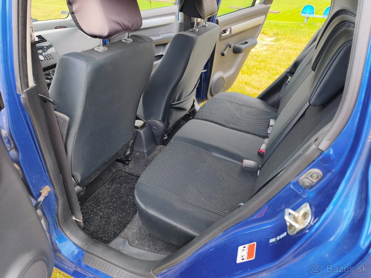 Predám Suzuki Swift 1.3 - 13