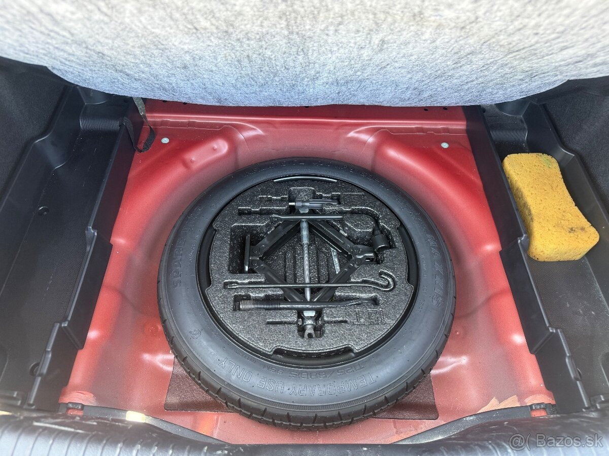 KIA CEED 3-dverová 1.6GDI - 13