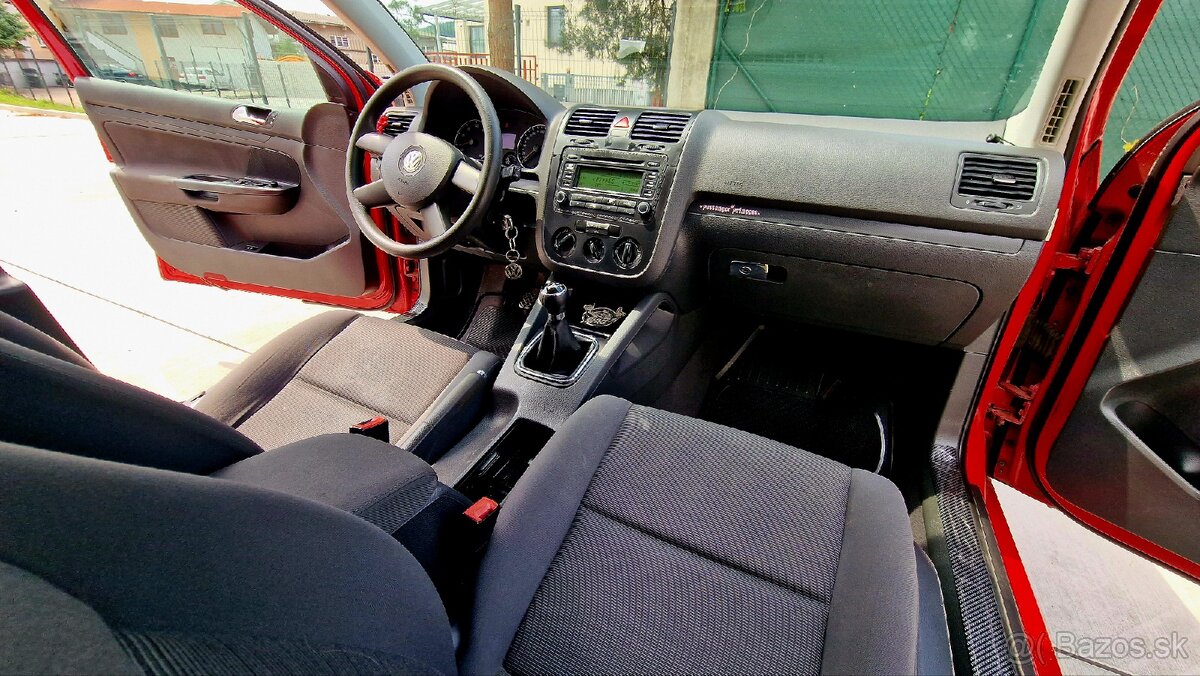 Volkswagen golf 5 1.4 FSI - 13