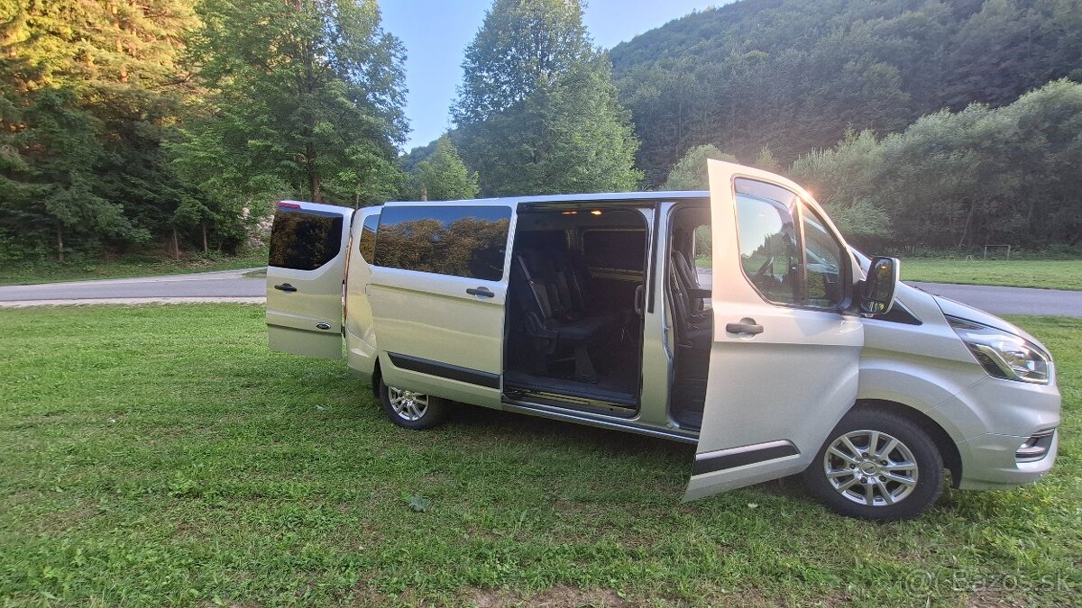 Predám rodinné auto Ford tranzit custom r.v.2020 - 13