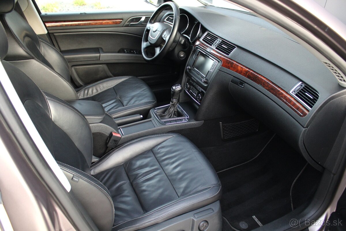 Škoda superb 2.0 TDI Elegance - 13
