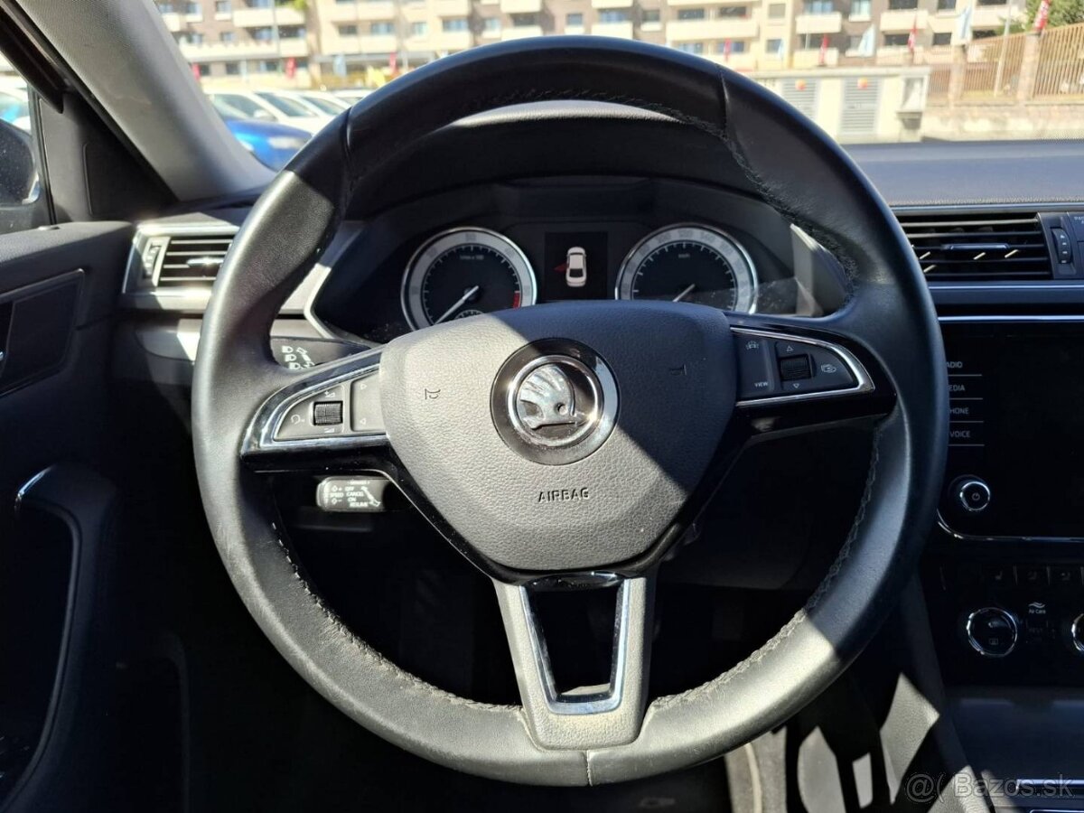 Škoda Superb 2.0 TDI SCR Style DSG - 13