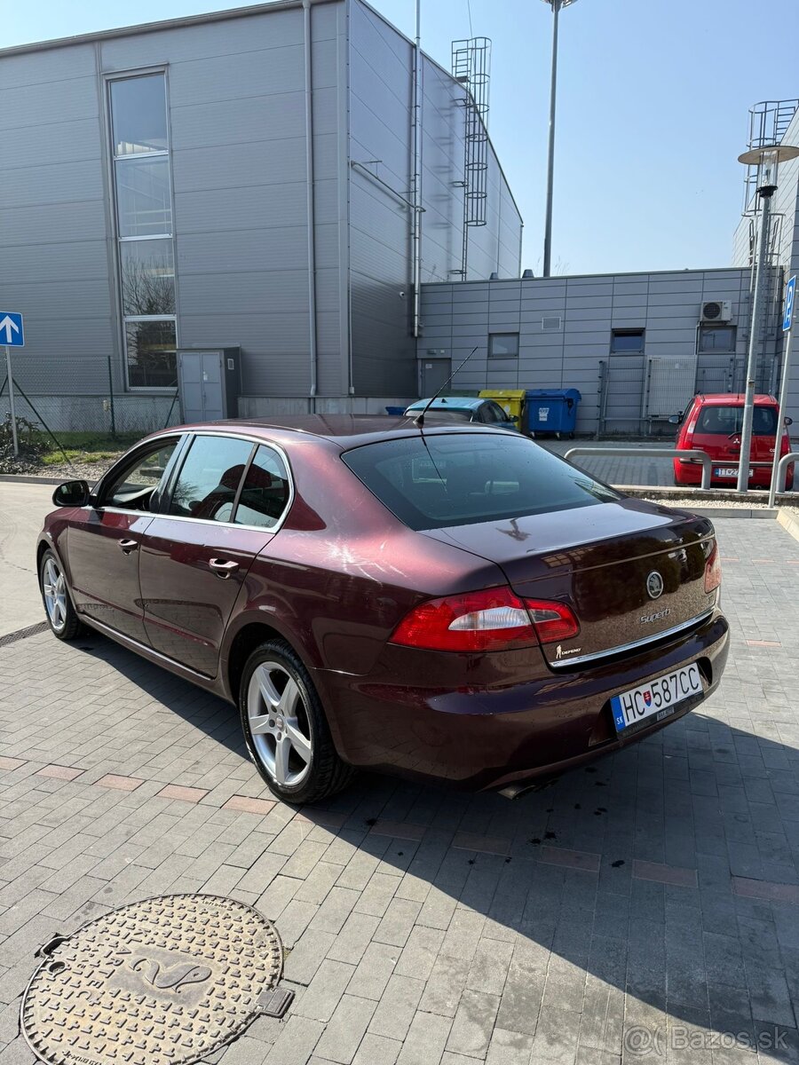 Škoda Superb II - 13