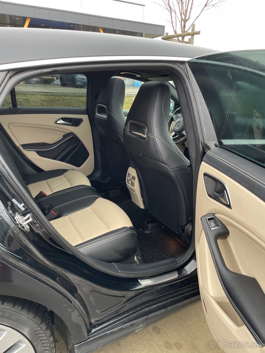 Mercedes CLA Shooting Brake 220d - 13