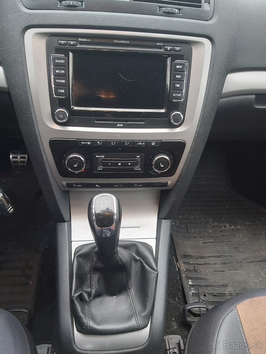 Škoda Octavia Combi 1.6 TDI CR DPF Elegance - 13