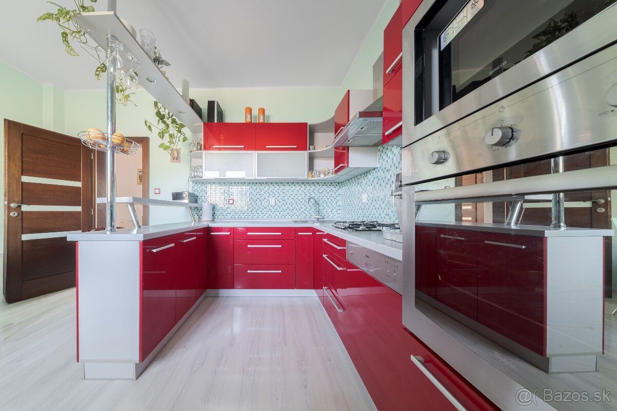 RD pod lesom, mestská časť Poľov - 13