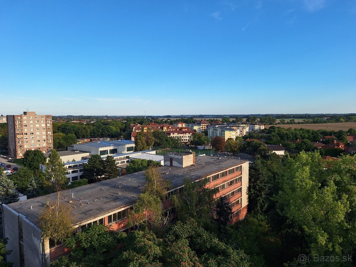 3- izbový bvt blízko centra v Šamoríne - 13