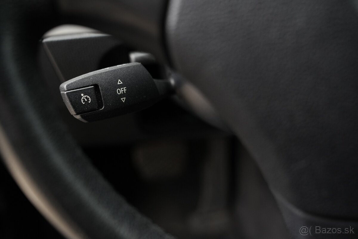 BMW 320d xDrive Touring facelift - 13