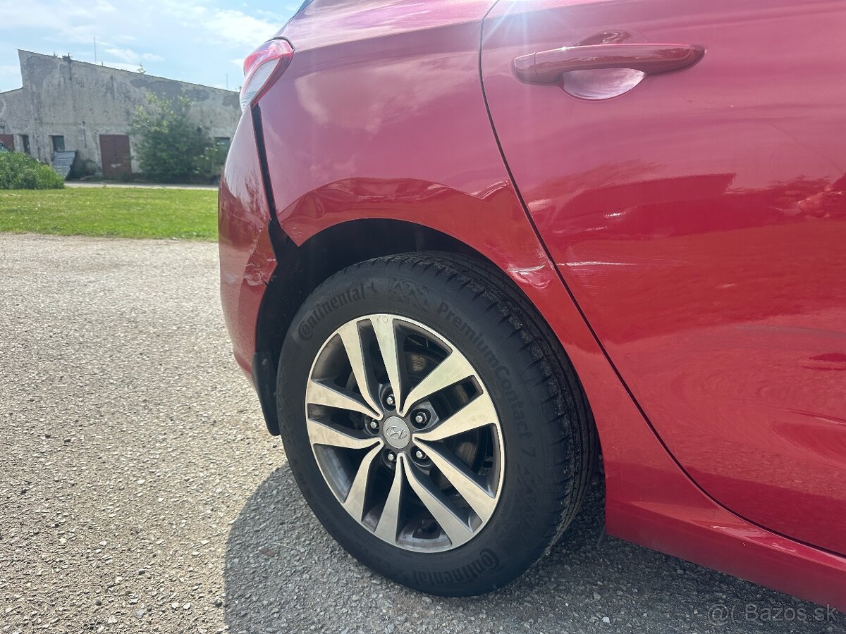 Hyundai i30 - 13