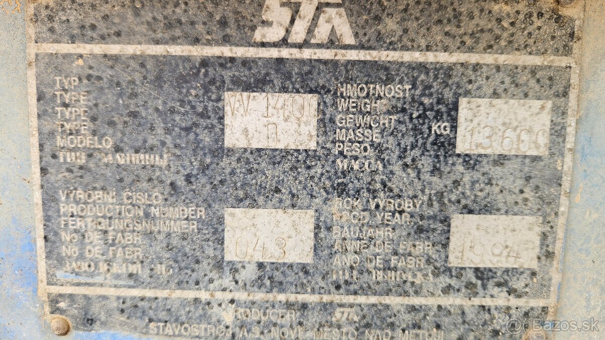 VIBRAČNÍ VÁLEC STAVOSTROJ VV14000 - 13