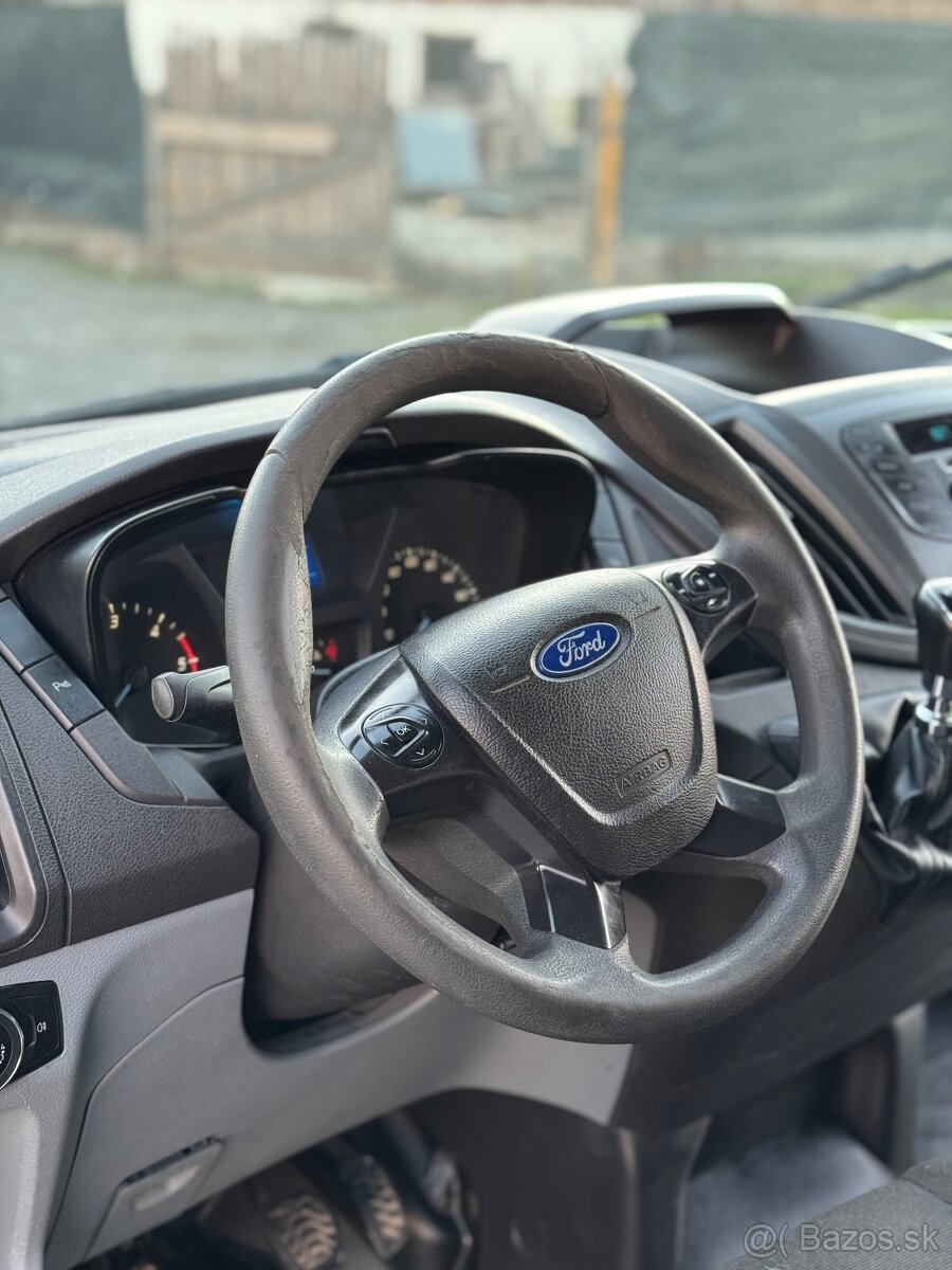Ford Transit - 13