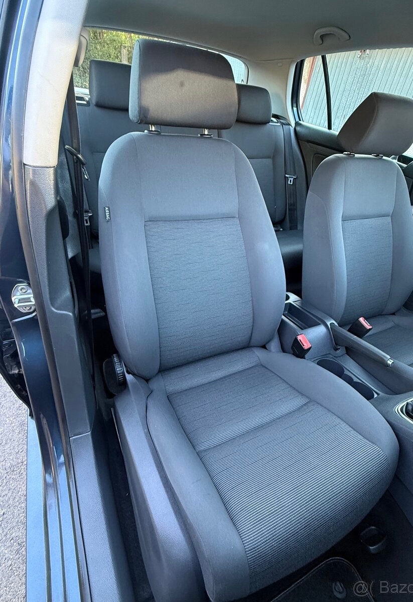 Volkswagen Golf 5 1.9 TDI - 13