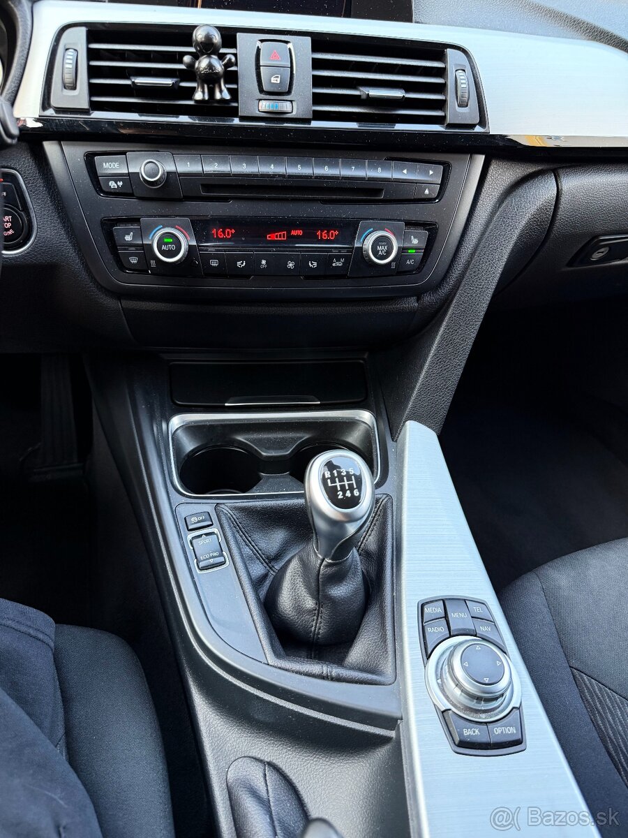 BMW 316D // 181 000 km // Top stav - 13