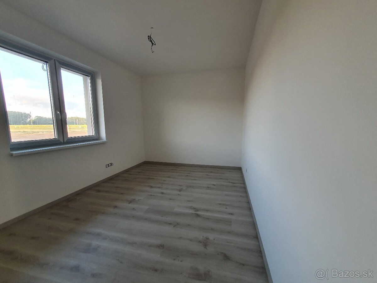 Moderný rodinný dom s možnosťou vlastného prispôsobenia - 13