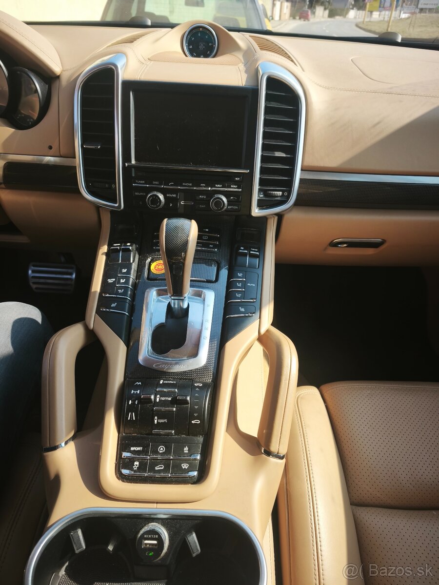 Porsche cayenne 4,8 V8 turbo - 13
