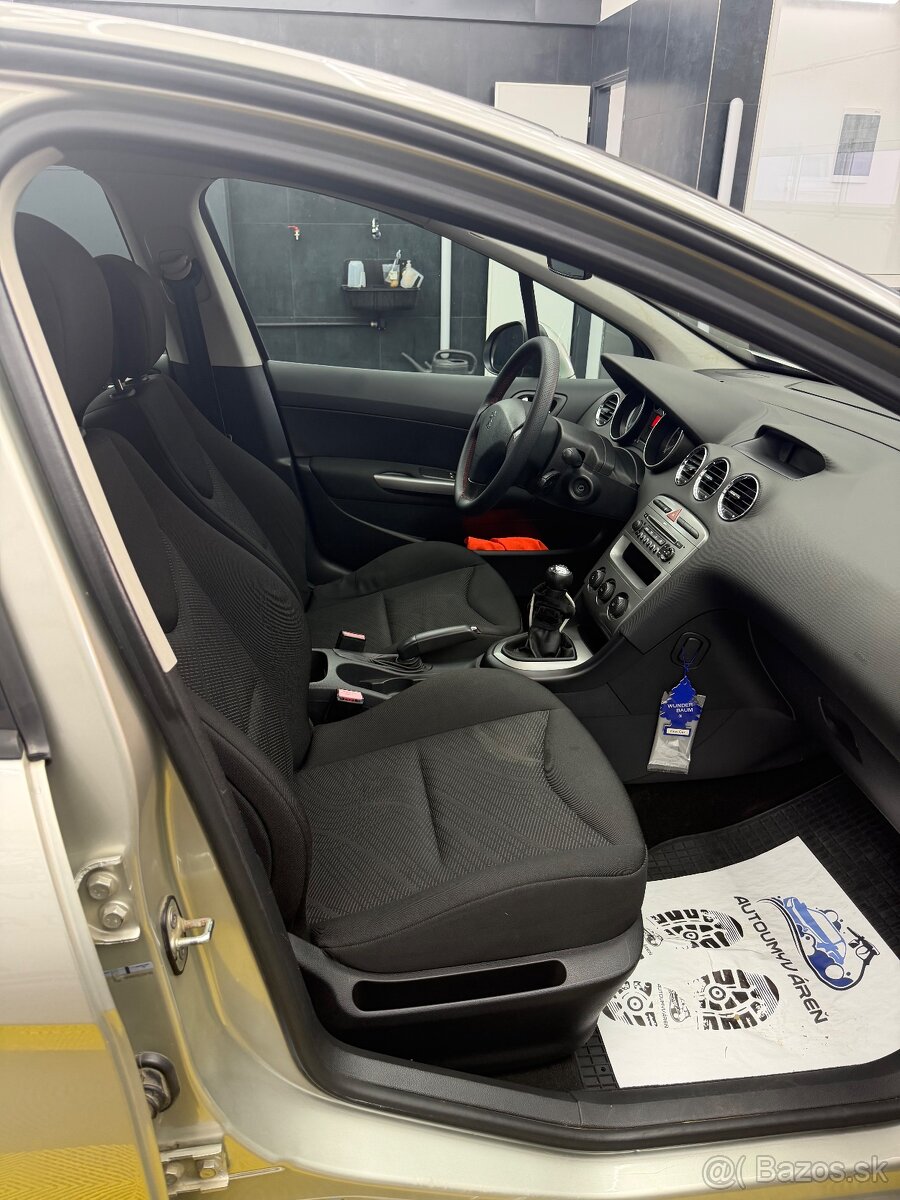 Peugeot 308 1.6HDi - 13