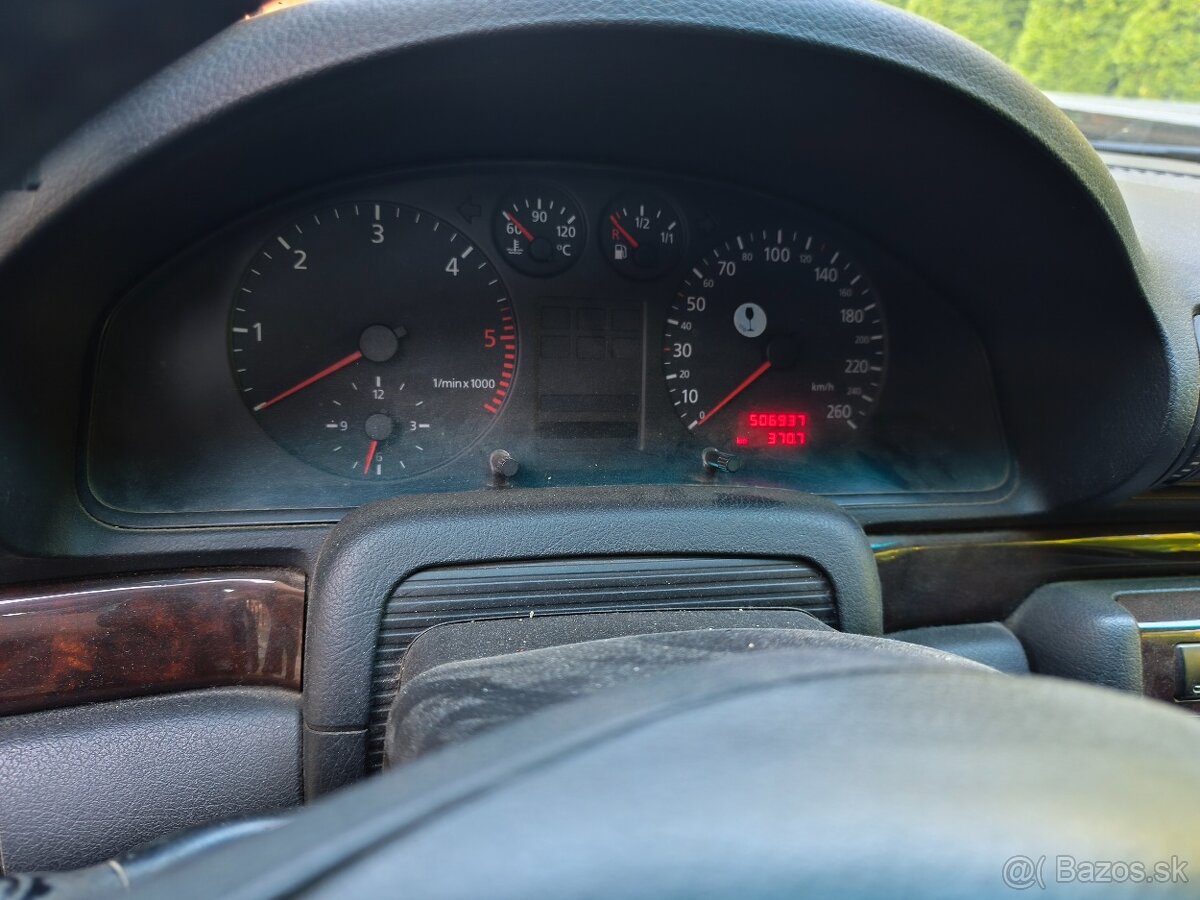 AUDI A4 - 13