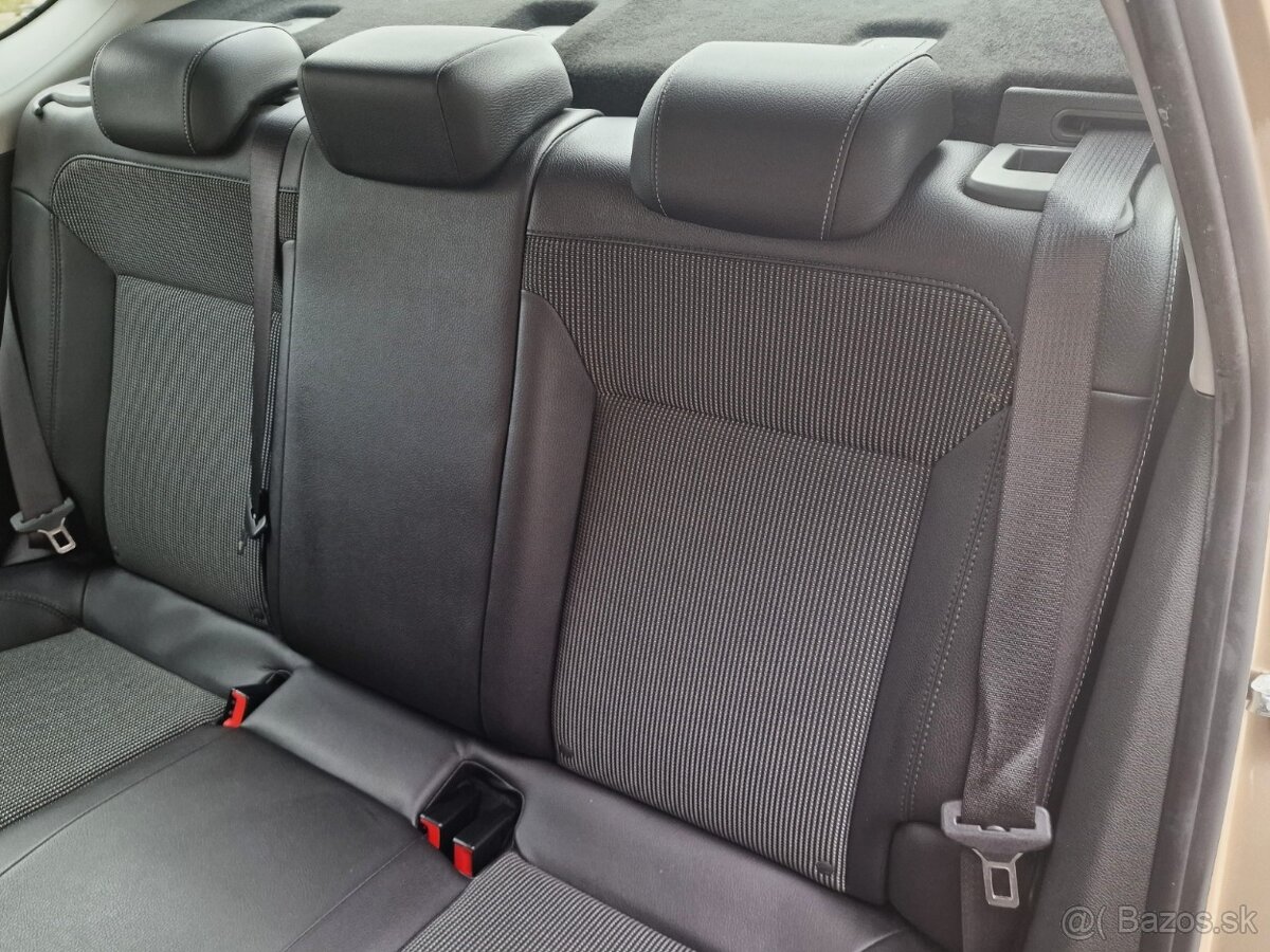 Opel Astra 1.7 CDTI 130K Active/Drive SR 1majiteľ Servisná h - 13