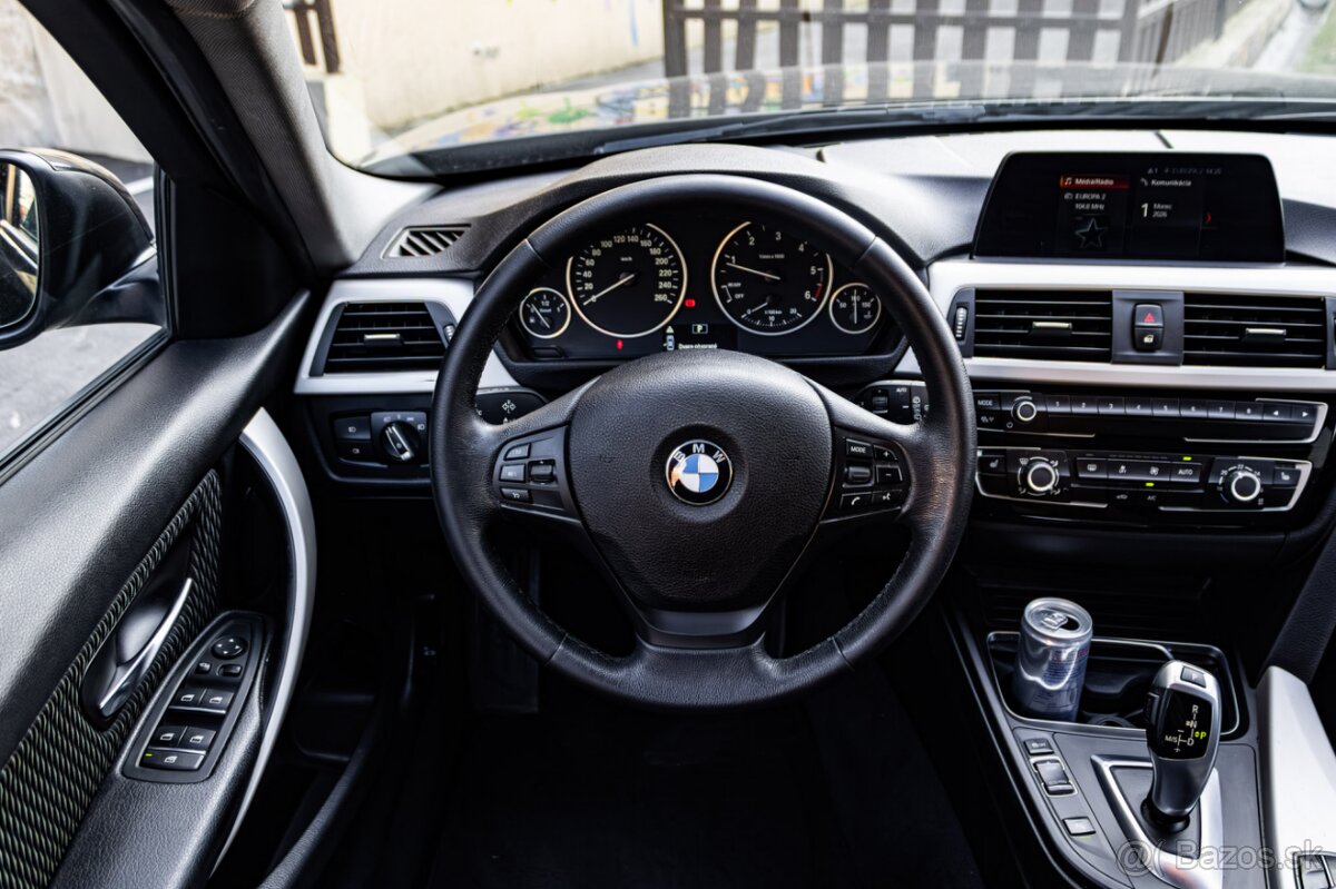 BMW 318d Touring 110kW / LED svetlá / - 13