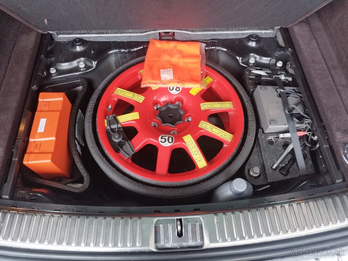 VW Touareg 3.0 tdi - 13