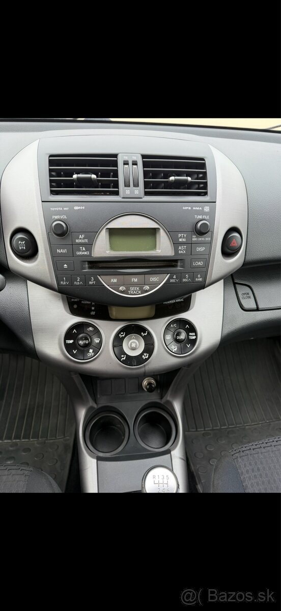 Toyota Rav4 2.2 D-CAT - 13