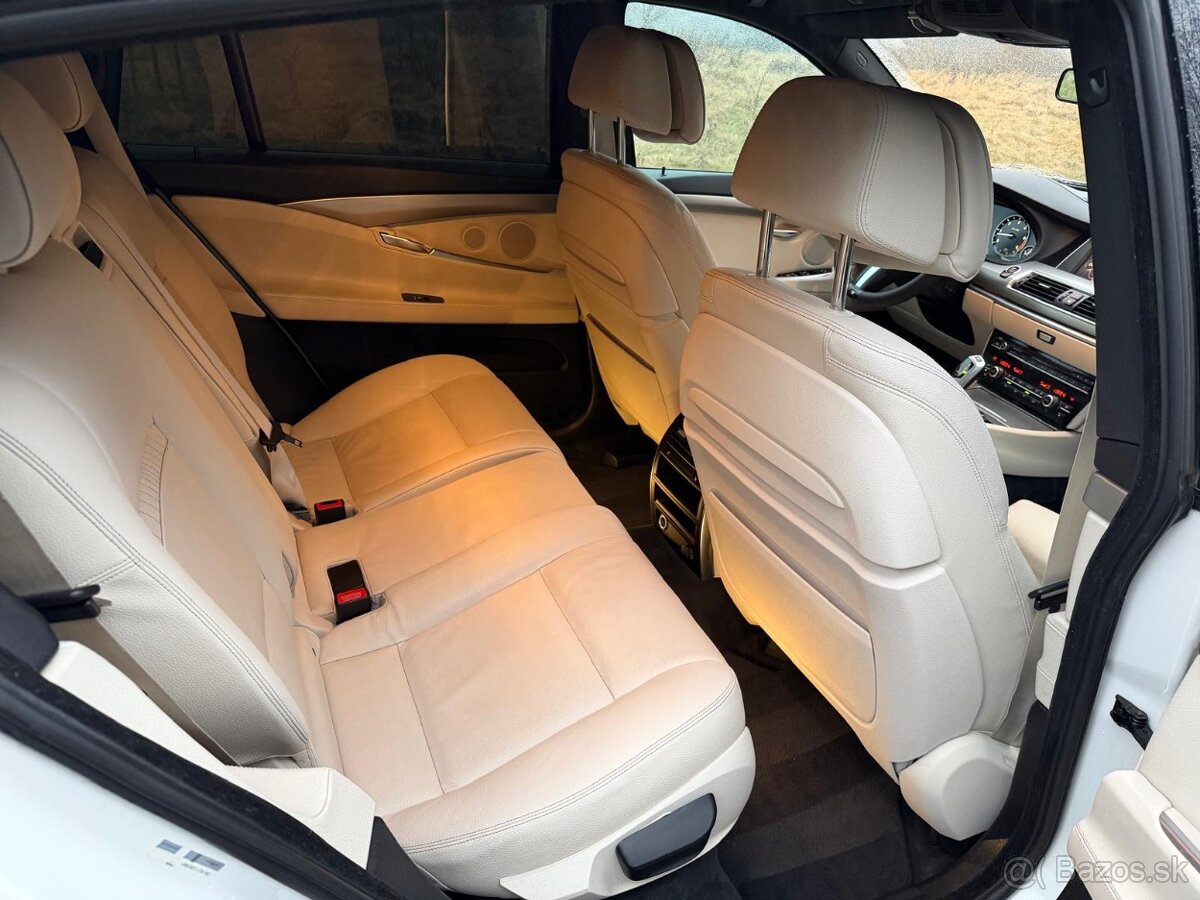 BMW 530d GT xDrive M-Packet Facelift - 13