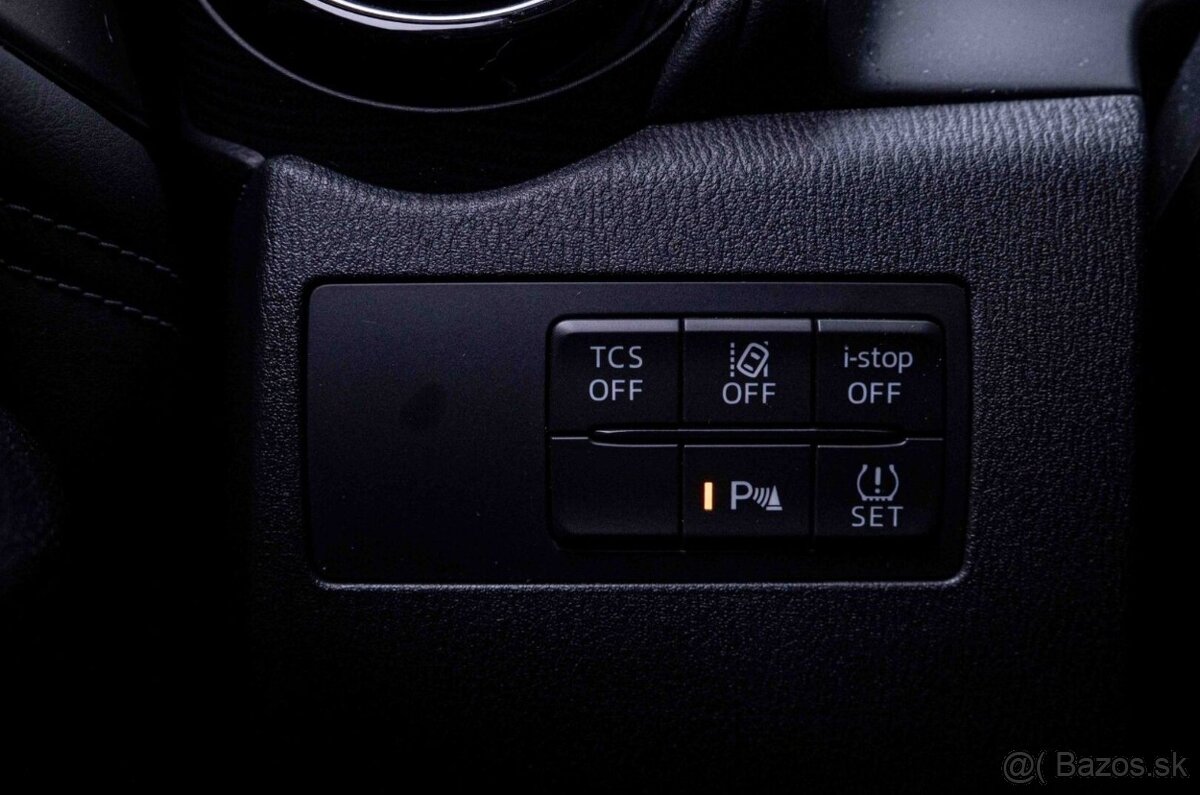 Mazda CX-3 2.0 Skyactiv-G121 Revolution A/T - 13