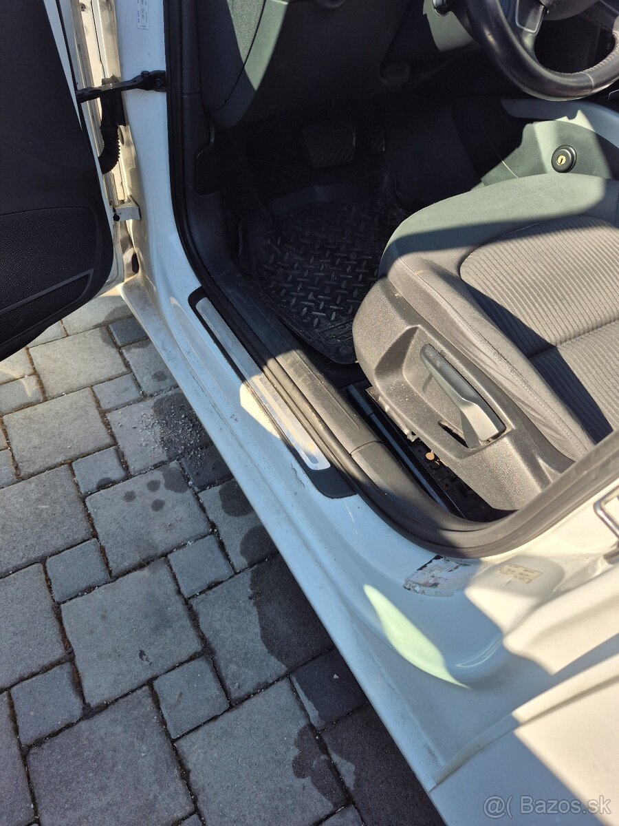 Audi a4 b8 avant - 13