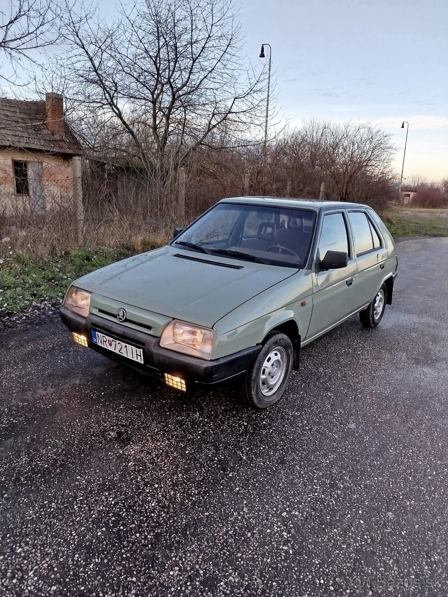 Predám Škoda Favorit - 13