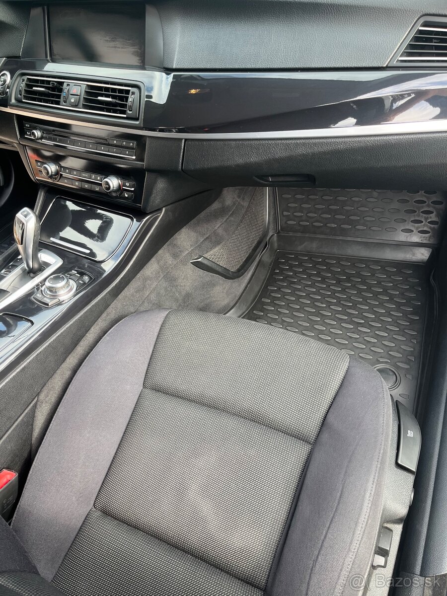 Predám BMW 520d f11 - 13
