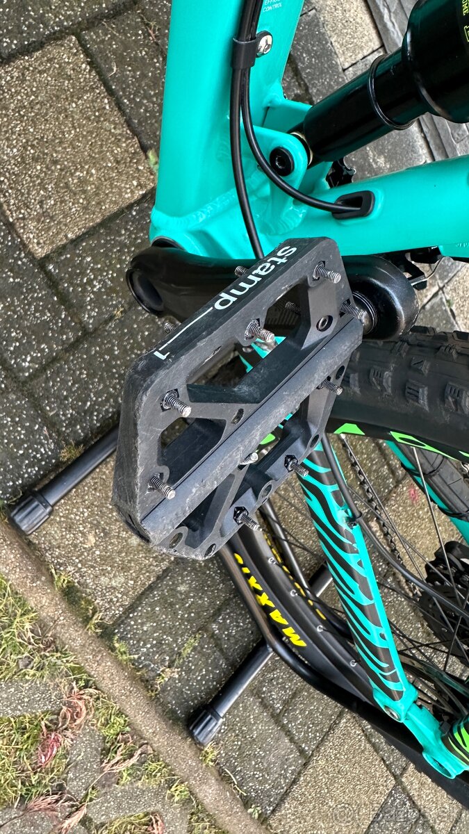 Cube Sting 27,5 S 16 - 13