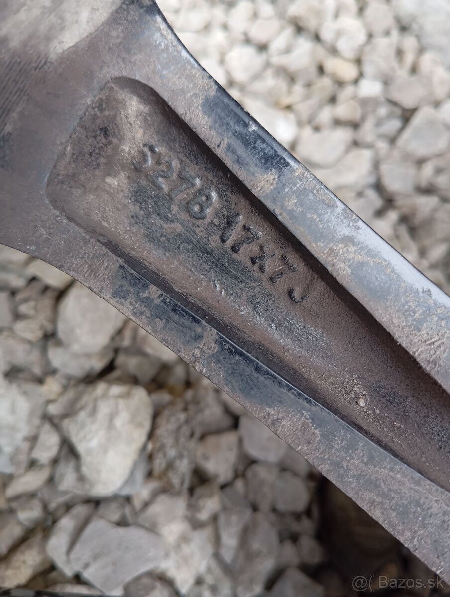 Predam komplet disky s gumami 17” - 13