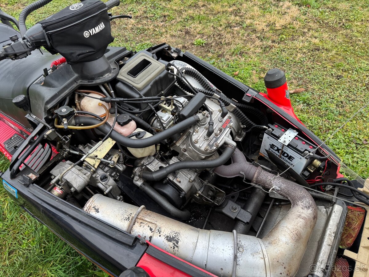 Snežný skúter Yamaha Vmax 600 - 13